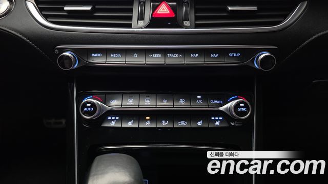 Hyundai Grandeur (IG) 3.0 Exclusive Special 2018 — фото 17