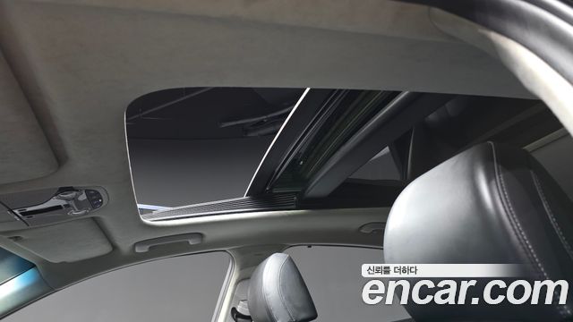 Hyundai Grandeur (IG) 3.0 Exclusive Special 2018 — фото 18