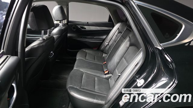 Hyundai Grandeur (IG) 3.0 Exclusive Special 2018 — фото 26