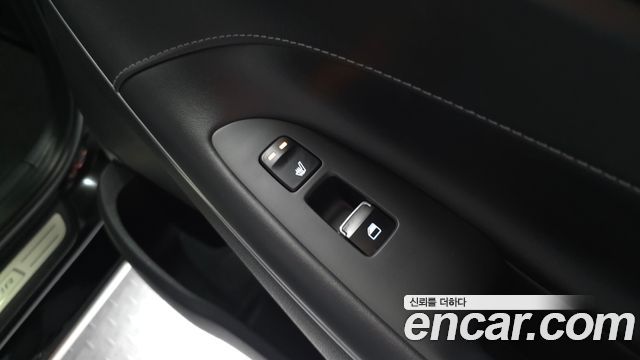Hyundai Grandeur (IG) 3.0 Exclusive Special 2018 — фото 27