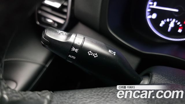 Hyundai Grandeur (IG) 3.0 Exclusive Special 2018 — фото 31