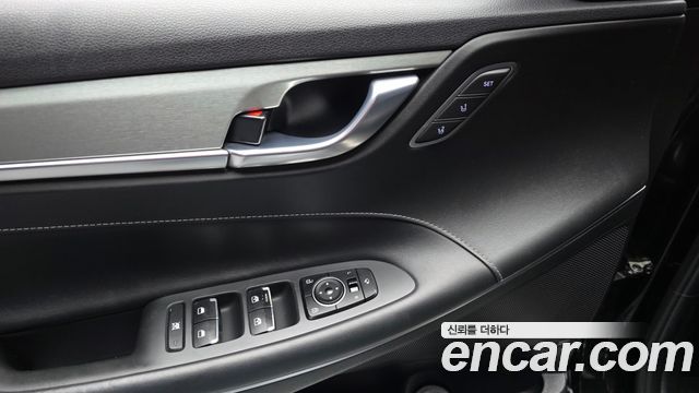 Hyundai Grandeur (IG) 3.0 Exclusive Special 2018 — фото 34