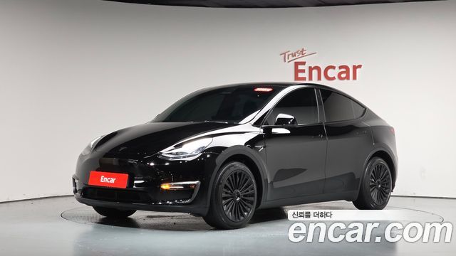 Tesla Model Y Long Range AWD 2022 — фото 11