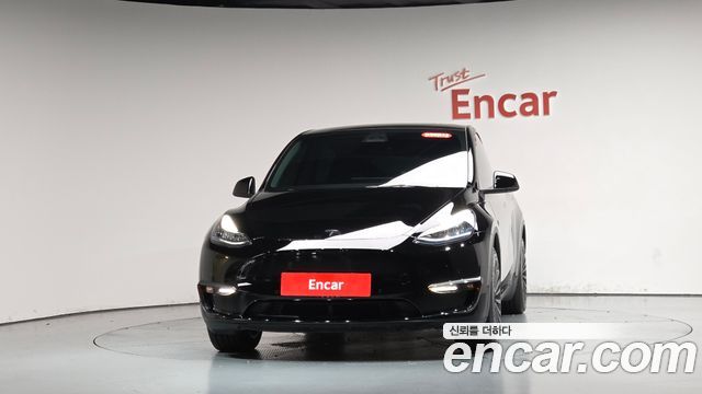 Tesla Model Y Long Range AWD 2022 — фото 3
