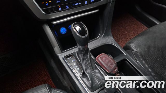 Hyundai Sonata (LF) LPI Premium 2016 — фото 9
