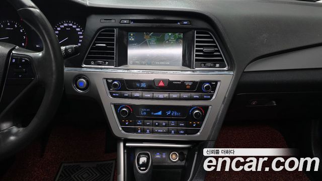 Hyundai Sonata (LF) LPI Premium 2016 — фото 14
