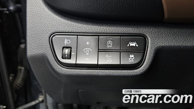 Kia Seltos Diesel 1.6 4WD Noblesse 2020 — фото 14