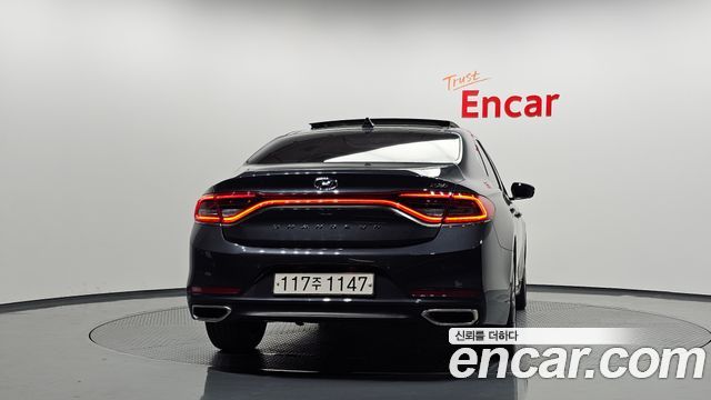 Hyundai Grandeur (IG) 2.2 Diesel Premium Special 2017 — фото 4