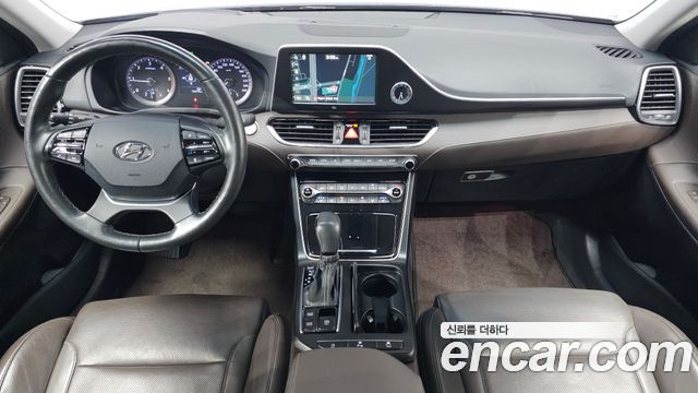 Hyundai Grandeur (IG) 2.2 Diesel Premium Special 2017 — фото 7