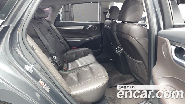 Hyundai Grandeur (IG) 2.2 Diesel Premium Special 2017 — фото 11