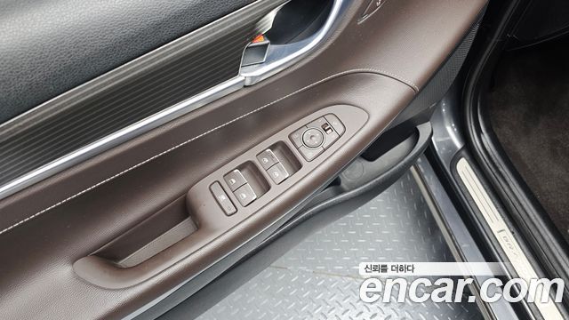 Hyundai Grandeur (IG) 2.2 Diesel Premium Special 2017 — фото 13