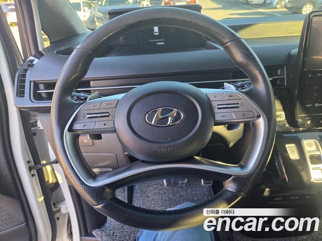 Hyundai Staria Lounge 9-Seater Prestige 2022 — фото 15