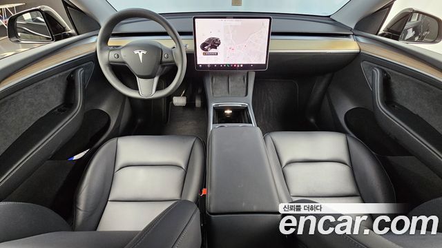 Tesla Model Y RWD 2023 — фото 7