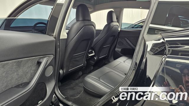 Tesla Model Y RWD 2023 — фото 16
