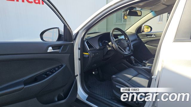 Hyundai Tucson Diesel 2.0 2WD Modern 2018 — фото 10