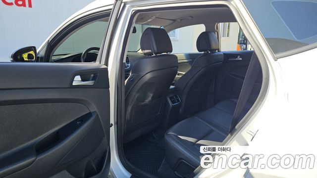 Hyundai Tucson Diesel 2.0 2WD Modern 2018 — фото 12