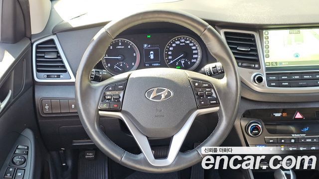 Hyundai Tucson Diesel 2.0 2WD Modern 2018 — фото 13