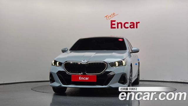 BMW 5 Series (G60) 530i xDrive M Sport Pro Special Edition 2026 — фото 3