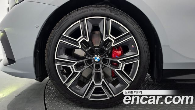 BMW 5 Series (G60) 530i xDrive M Sport Pro Special Edition 2026 — фото 5