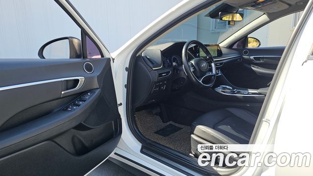 Hyundai Sonata (DN8) 2.0 LPG(rental car) Smart 2021 — фото 10