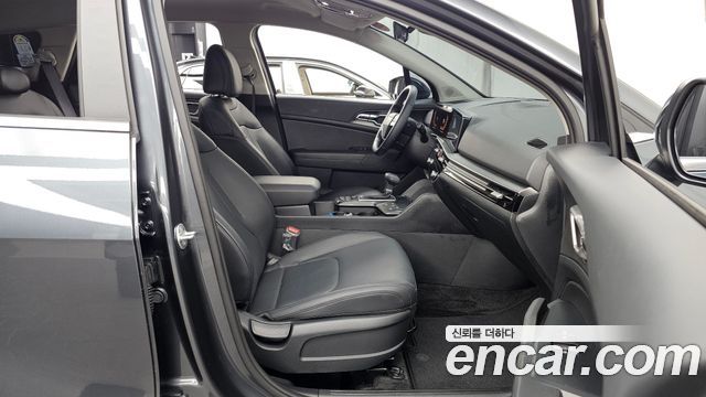 Kia Sportage (V) Gasoline 1.6 Turbo 2WD Prestige 2025 — фото 11
