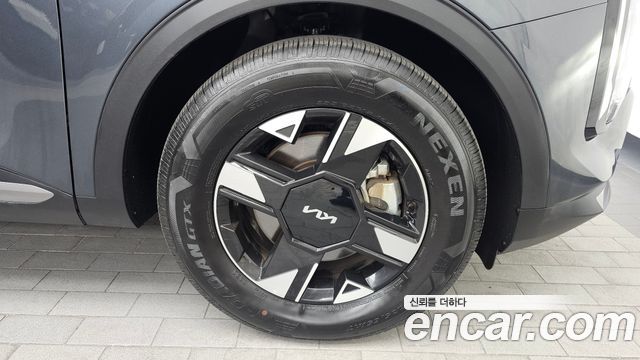 Kia Sportage (V) Gasoline 1.6 Turbo 2WD Prestige 2025 — фото 21