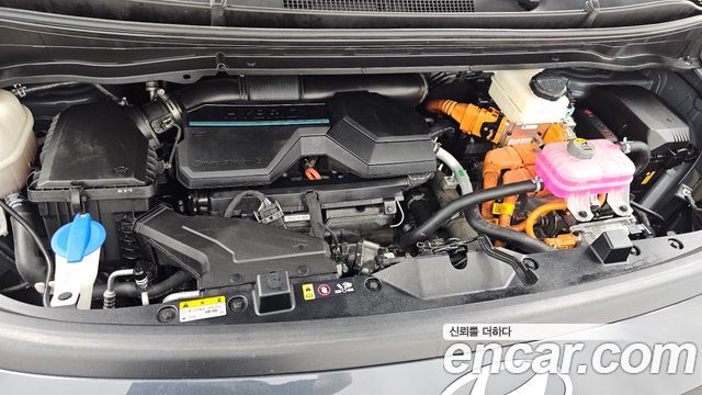 Hyundai Staria HEV 1.6 Cargo 3-Seater Modern 2025 — фото 6