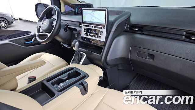 Hyundai Staria HEV 1.6 Cargo 3-Seater Modern 2025 — фото 7