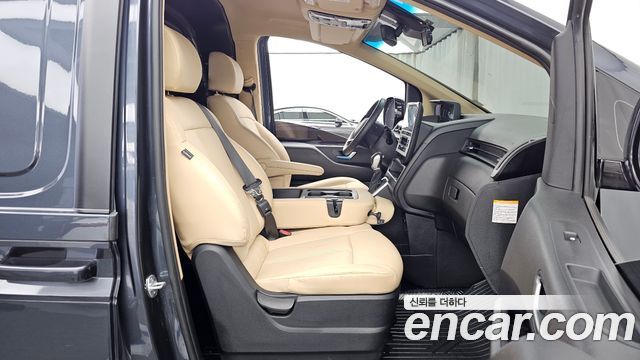 Hyundai Staria HEV 1.6 Cargo 3-Seater Modern 2025 — фото 11