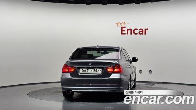 BMW 3 Series (E90) 320d Sedan ED Edition 2011 — фото 4
