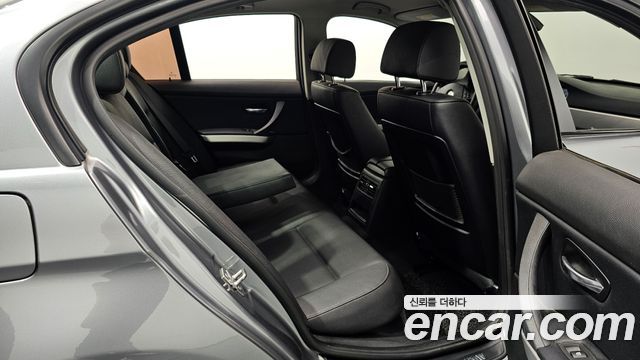 BMW 3 Series (E90) 320d Sedan ED Edition 2011 — фото 16