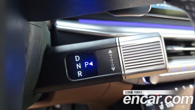 Hyundai Grandeur (GN7) 3.5 Gasoline 2WD Exclusive 2023 — фото 9
