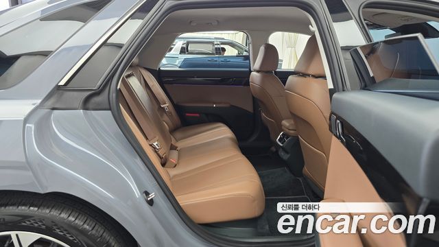 Hyundai Grandeur (GN7) 3.5 Gasoline 2WD Exclusive 2023 — фото 12