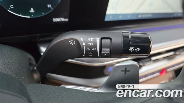 Hyundai Grandeur (GN7) 3.5 Gasoline 2WD Exclusive 2023 — фото 17