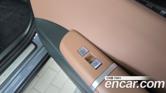 Hyundai Grandeur (GN7) 3.5 Gasoline 2WD Exclusive 2023 — фото 19