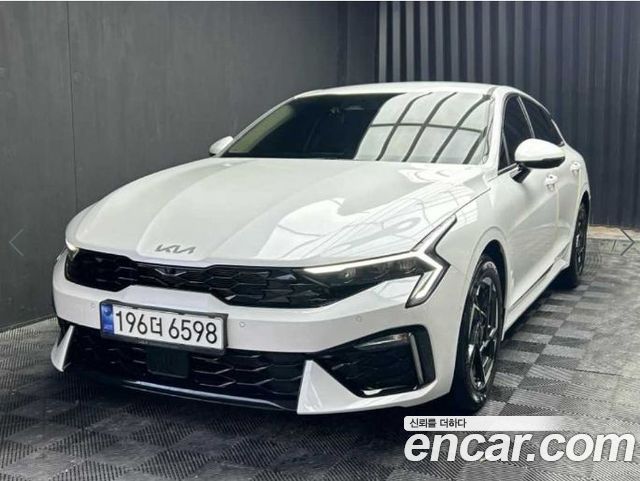 Kia K5 (III) 2.0 Noblesse 2025 — фото 2