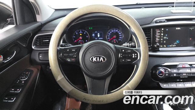 Kia Sorento Diesel 2.0 2WD Noblesse 2016 — фото 13