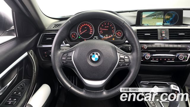BMW 3 Series (F30) 320i Luxury 2016 — фото 13