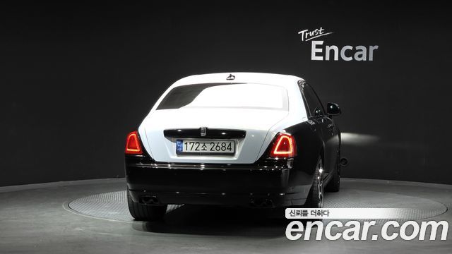 Rolls-Royce Ghost 6.6 EWB V12 2015 — фото 4