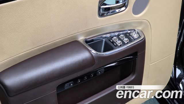 Rolls-Royce Ghost 6.6 EWB V12 2015 — фото 16