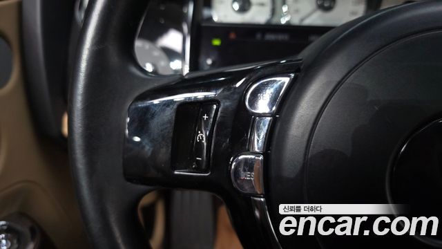 Rolls-Royce Ghost 6.6 EWB V12 2015 — фото 17