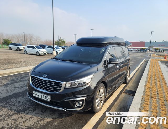 Kia Carnival 9-seater Hi-Limousine Prestige