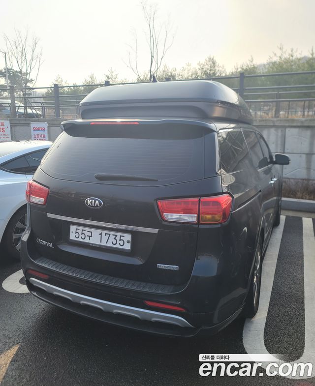 Kia Carnival 9-seater Hi-Limousine Prestige 2015 — фото 4