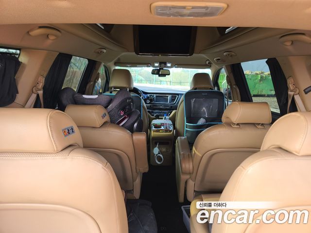 Kia Carnival 9-seater Hi-Limousine Prestige 2015 — фото 14