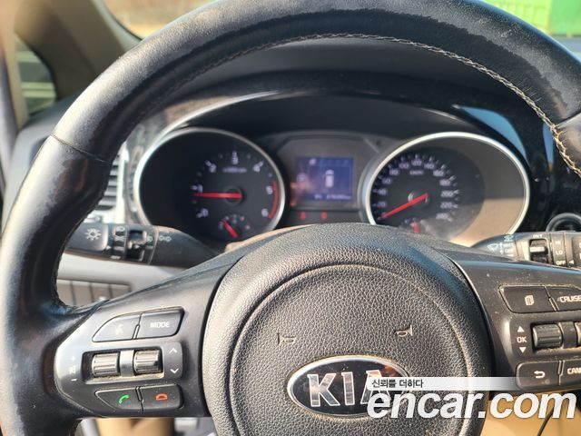Kia Carnival 9-seater Hi-Limousine Prestige 2015 — фото 18