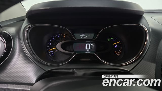 Renault Korea QM3 LE 2015 — фото 8