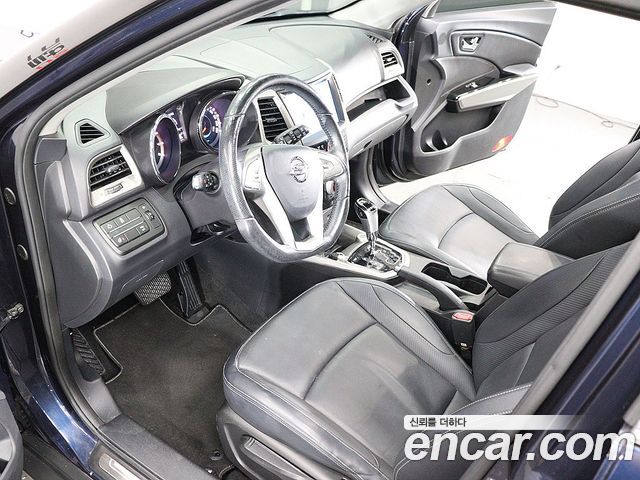 KG Mobility (SsangYong) Tivoli LX 2WD 2016 — фото 21