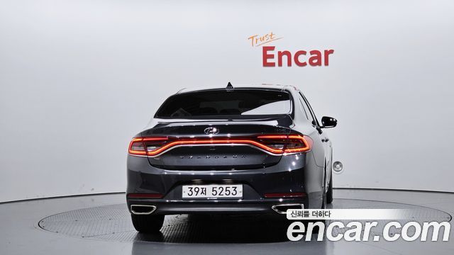Hyundai Grandeur Hybrid (IG) Exclusive Special 2018 — фото 4