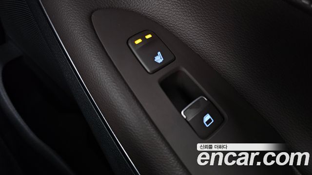 Hyundai Grandeur Hybrid (IG) Exclusive Special 2018 — фото 18