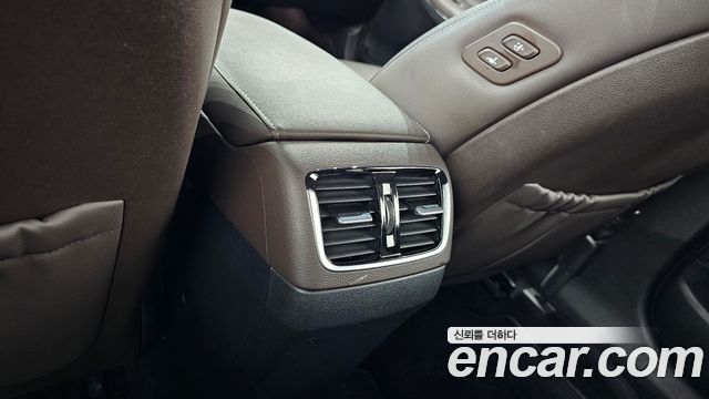 Hyundai Grandeur Hybrid (IG) Exclusive Special 2018 — фото 19